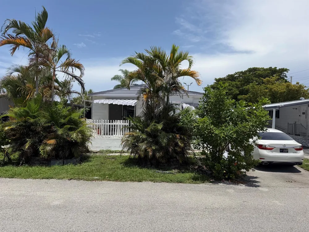 5300 SW 22nd Avenue Dania Beach, FL 33312