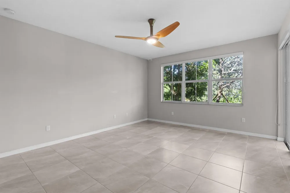 5319 Falcon Trail Davie, FL 33314