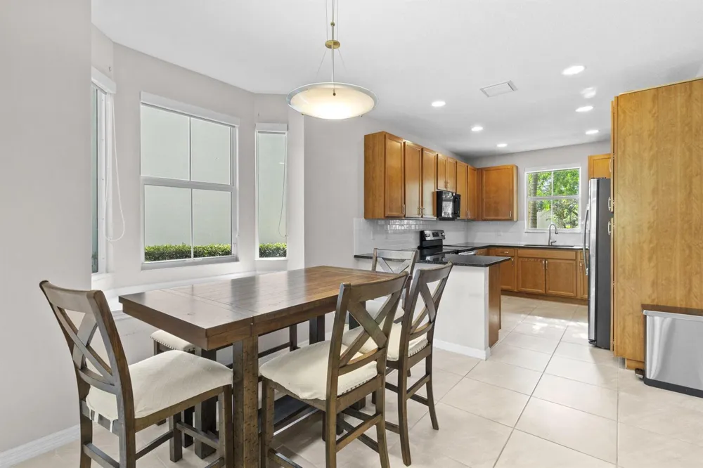 5319 Falcon Trail Davie, FL 33314