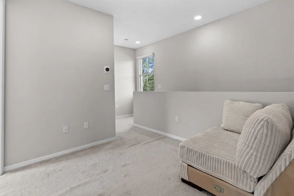 5319 Falcon Trail Davie, FL 33314