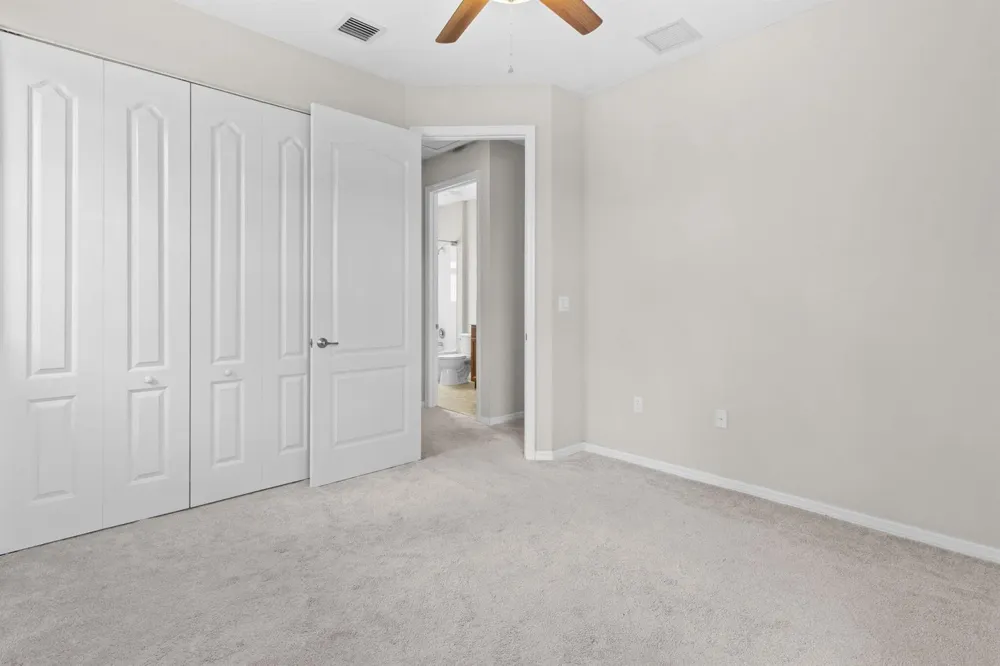 5319 Falcon Trail Davie, FL 33314