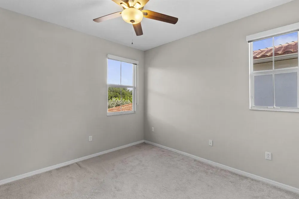 5319 Falcon Trail Davie, FL 33314