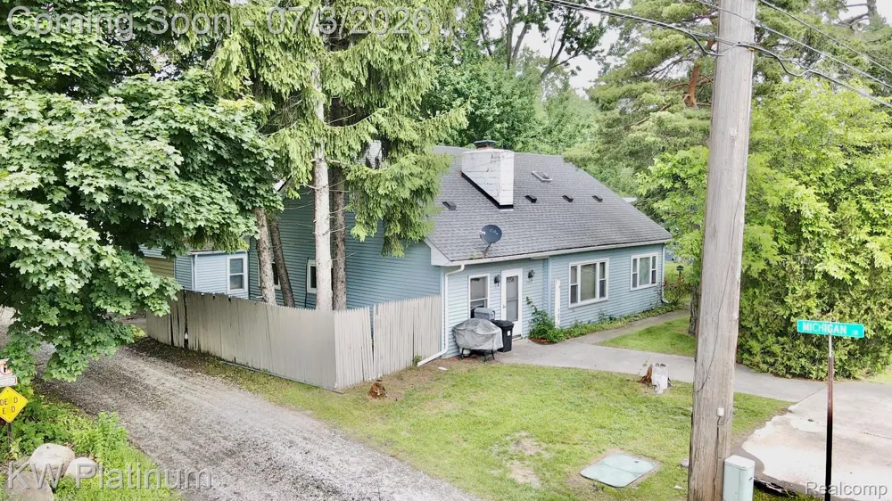 7955 Lakeshore Road Burtchville Township, MI 48059