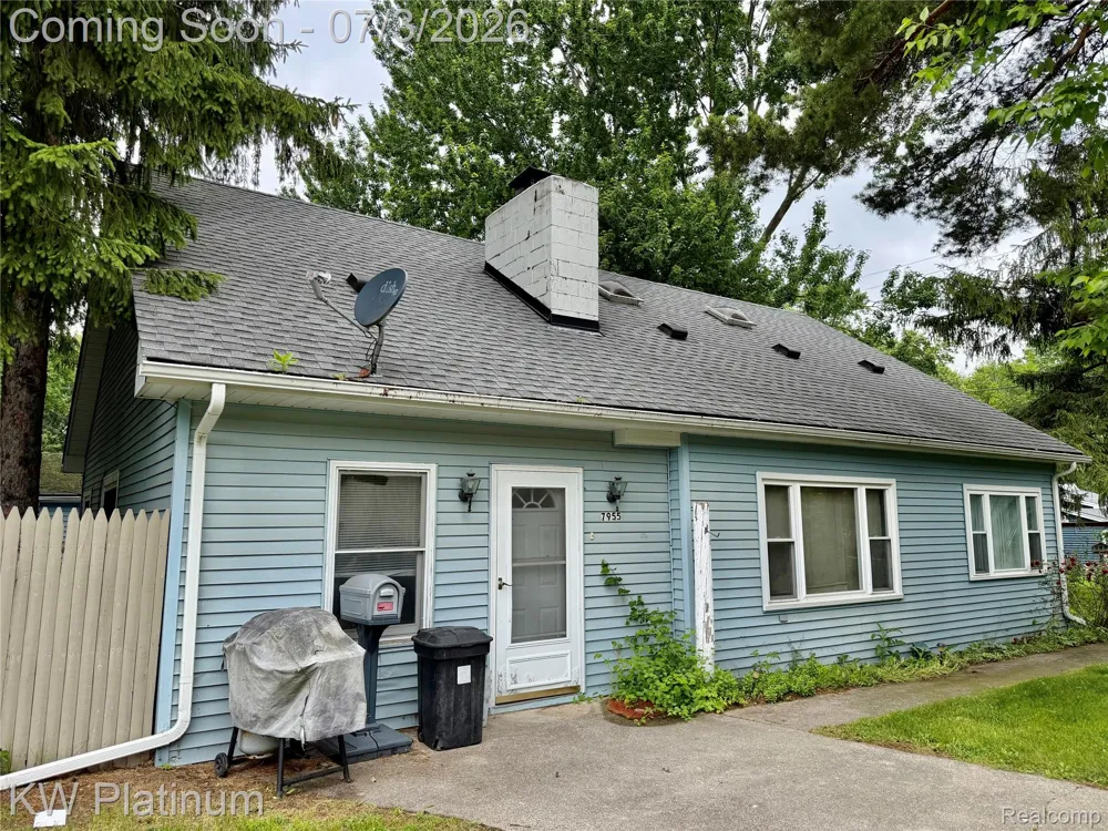7955 Lakeshore Road Burtchville Township, MI 48059