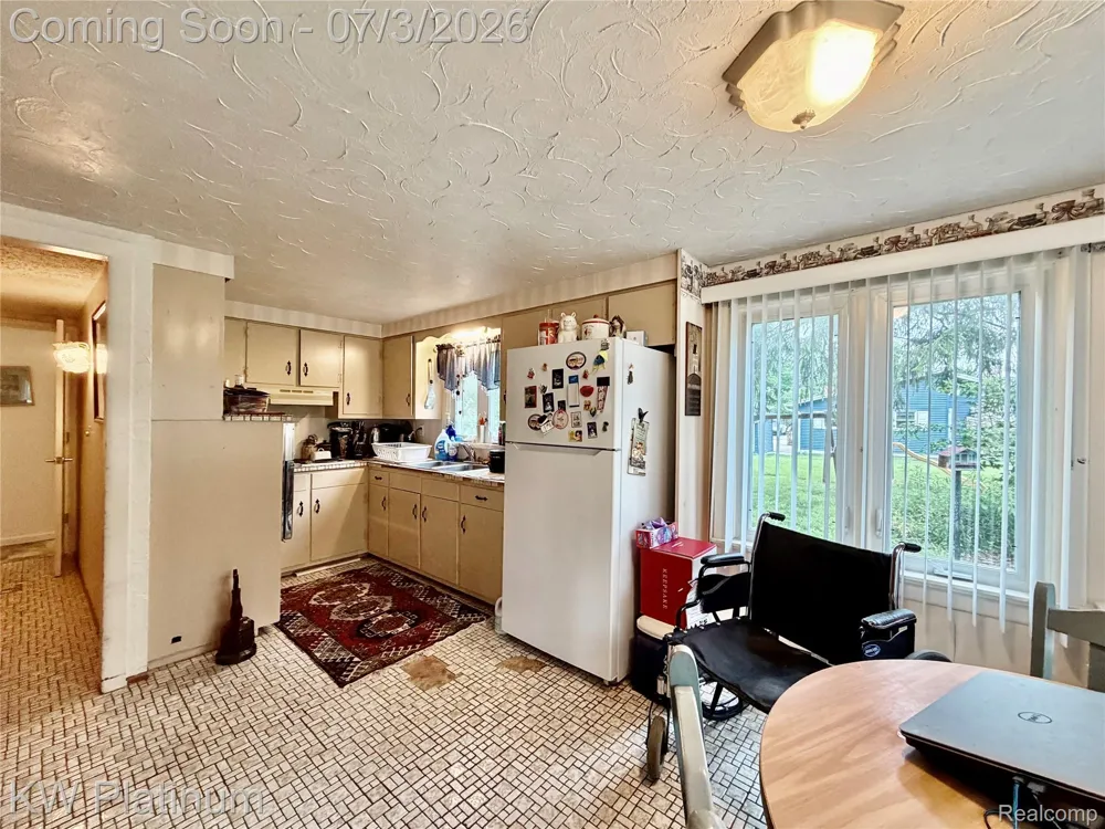 7955 Lakeshore Road Burtchville Township, MI 48059