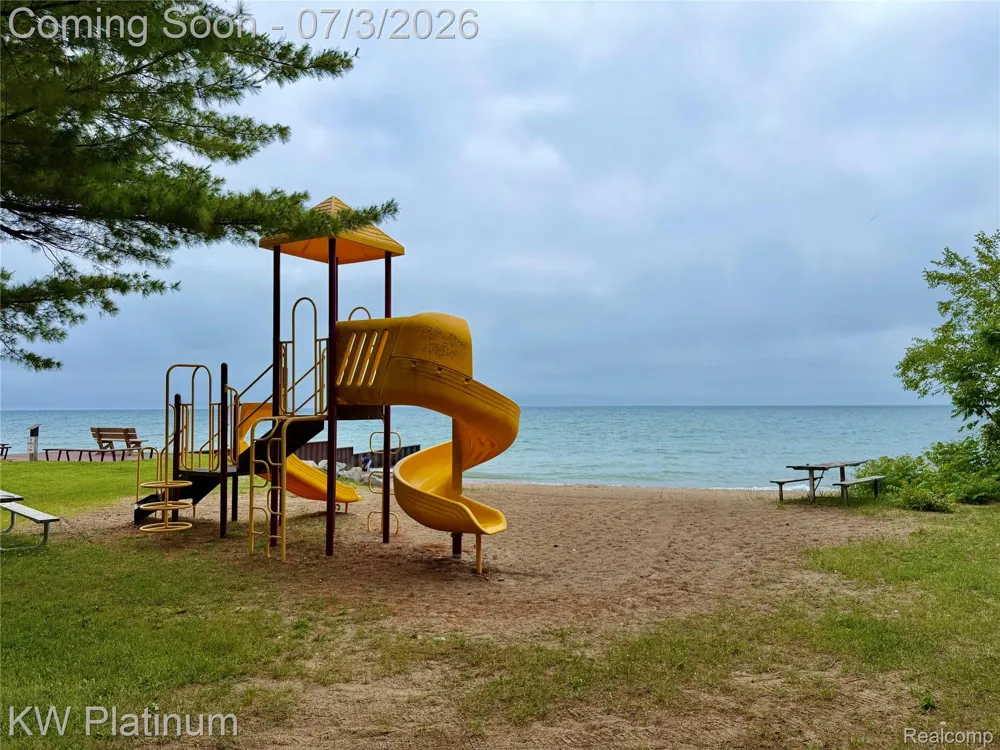 7955 Lakeshore Road Burtchville Township, MI 48059