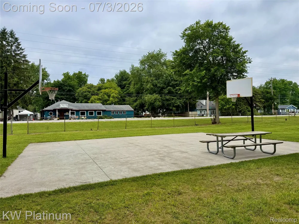 7955 Lakeshore Road Burtchville Township, MI 48059