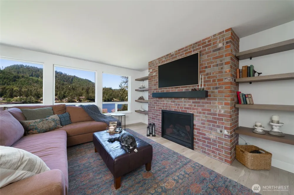18820 Big Lake Ridge Place Mount Vernon, WA 98274