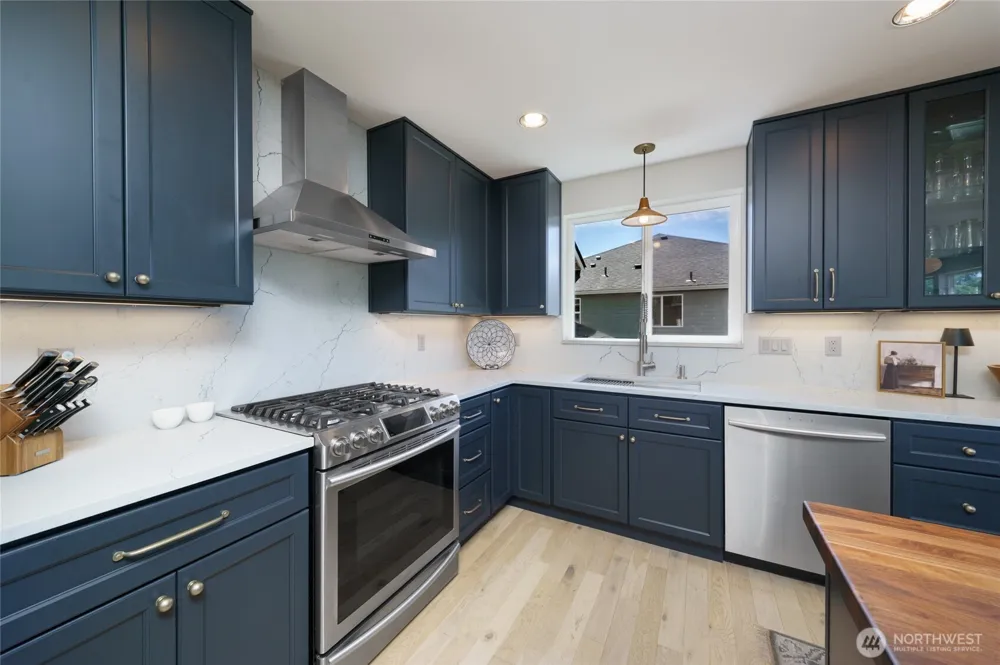 18820 Big Lake Ridge Place Mount Vernon, WA 98274
