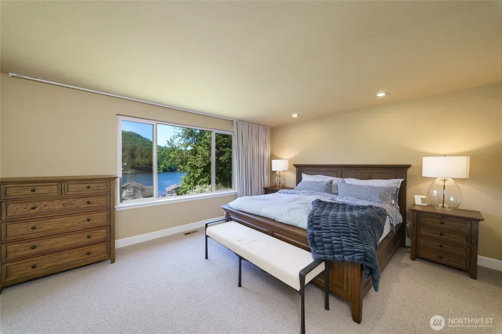 18820 Big Lake Ridge Place Mount Vernon, WA 98274