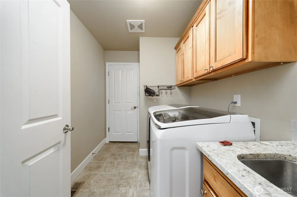 18820 Big Lake Ridge Place Mount Vernon, WA 98274