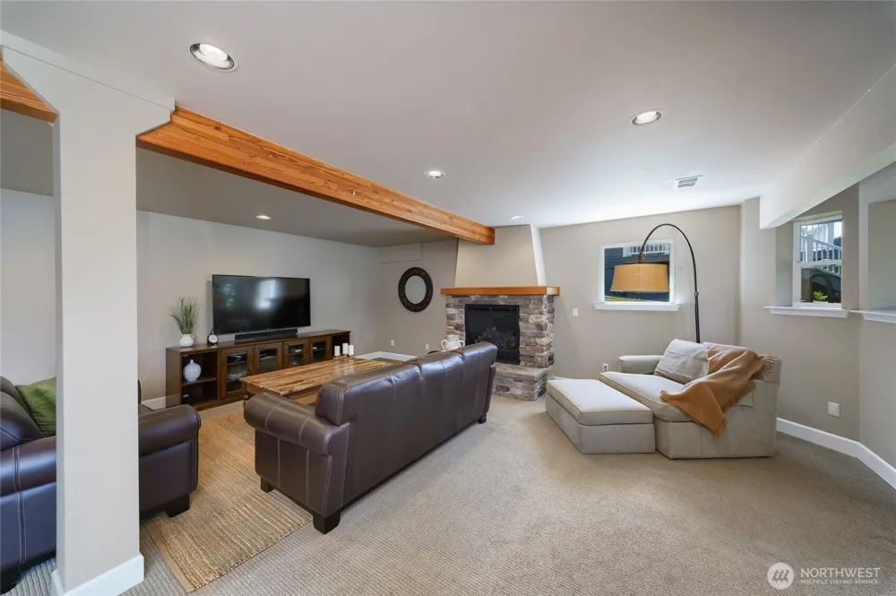 18820 Big Lake Ridge Place Mount Vernon, WA 98274