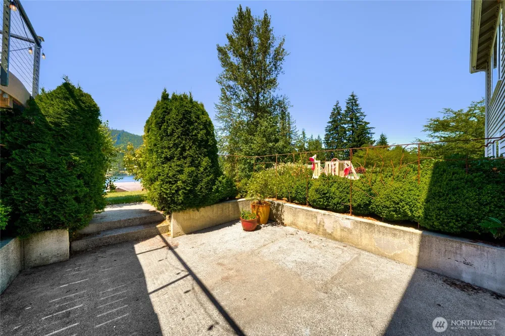 18820 Big Lake Ridge Place Mount Vernon, WA 98274
