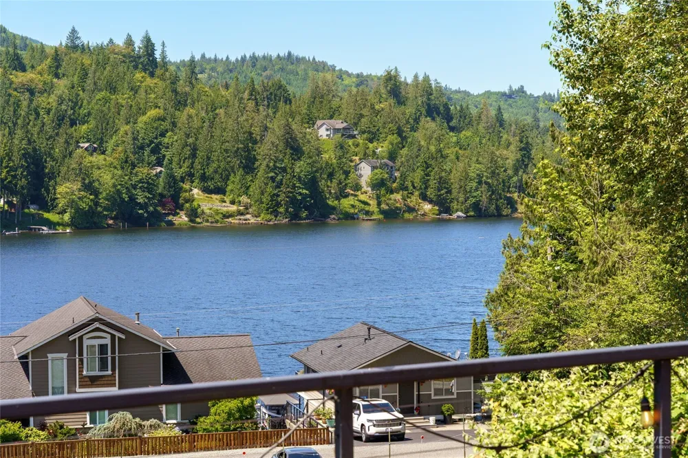 18820 Big Lake Ridge Place Mount Vernon, WA 98274
