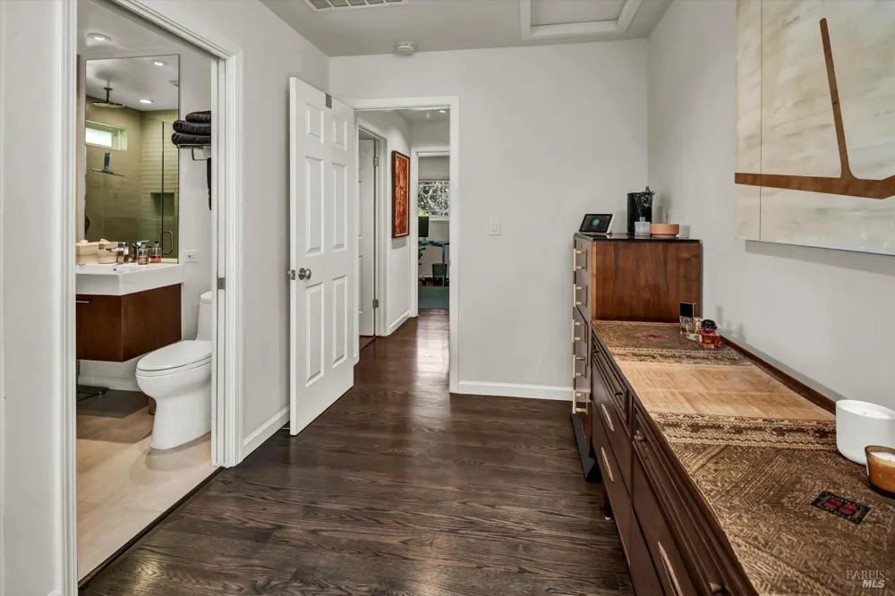 1790 Mckinley Road Napa, CA 94558