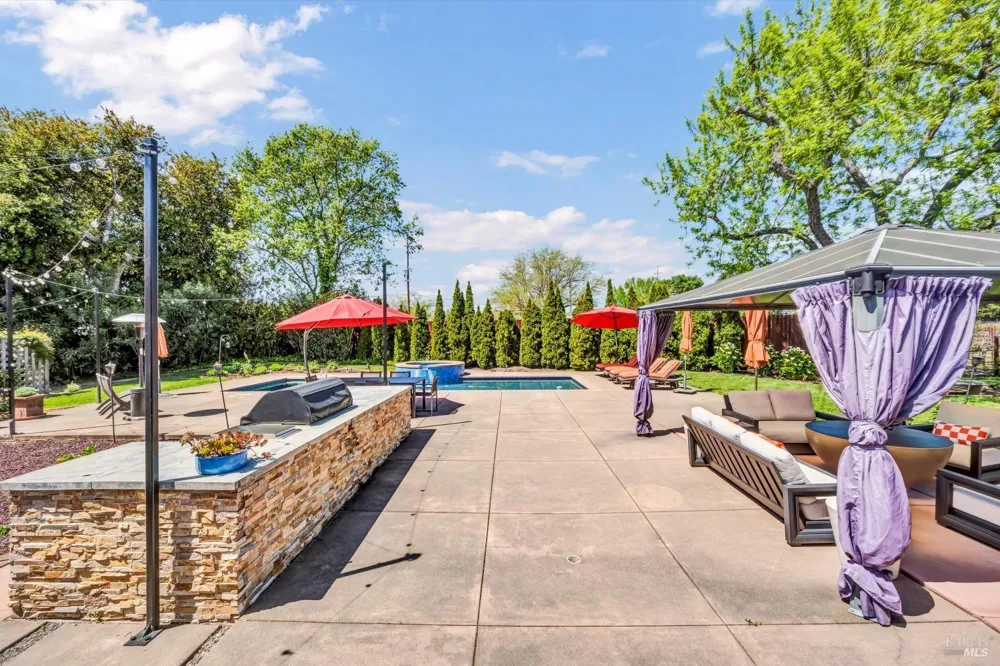 1790 Mckinley Road Napa, CA 94558
