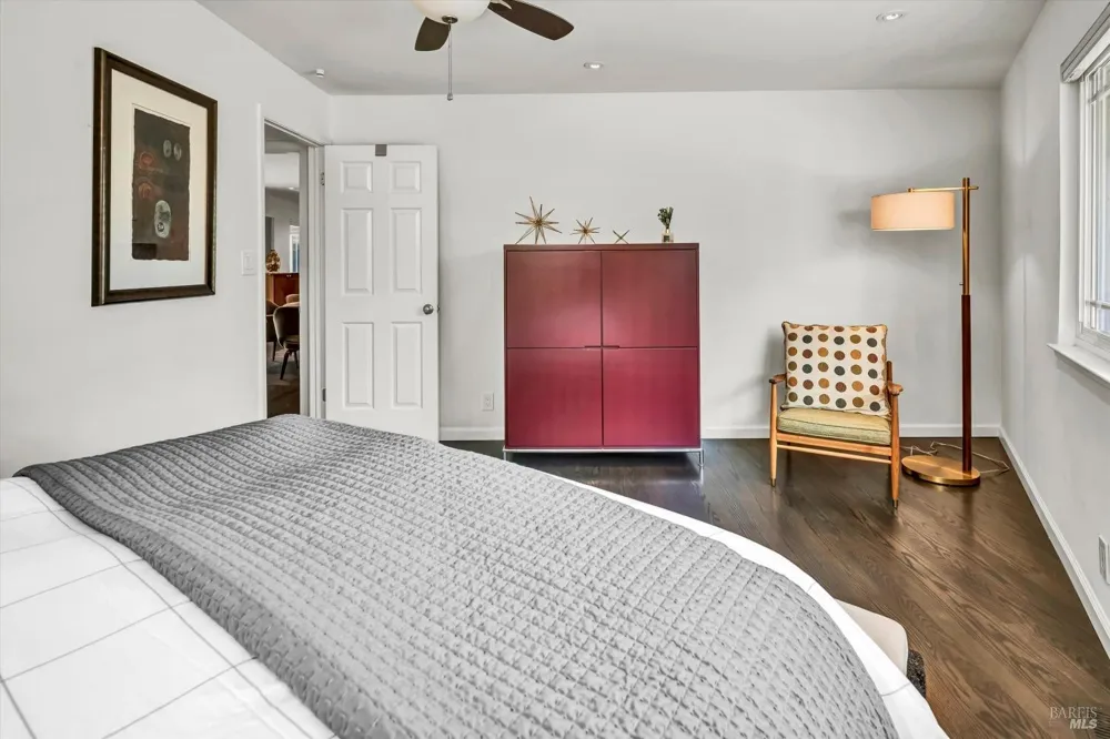 1790 Mckinley Road Napa, CA 94558