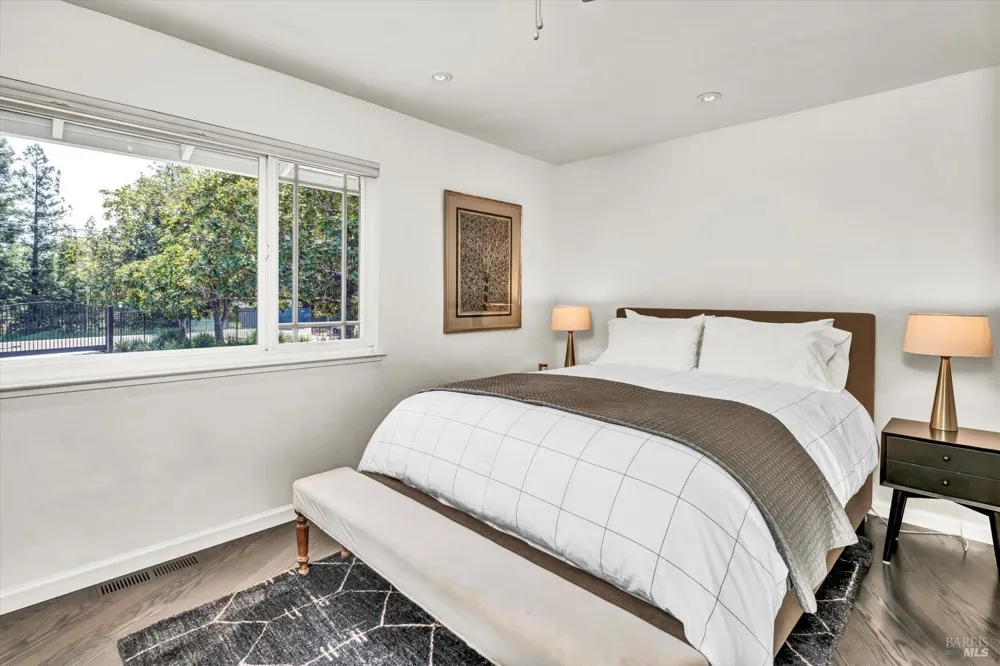 1790 Mckinley Road Napa, CA 94558