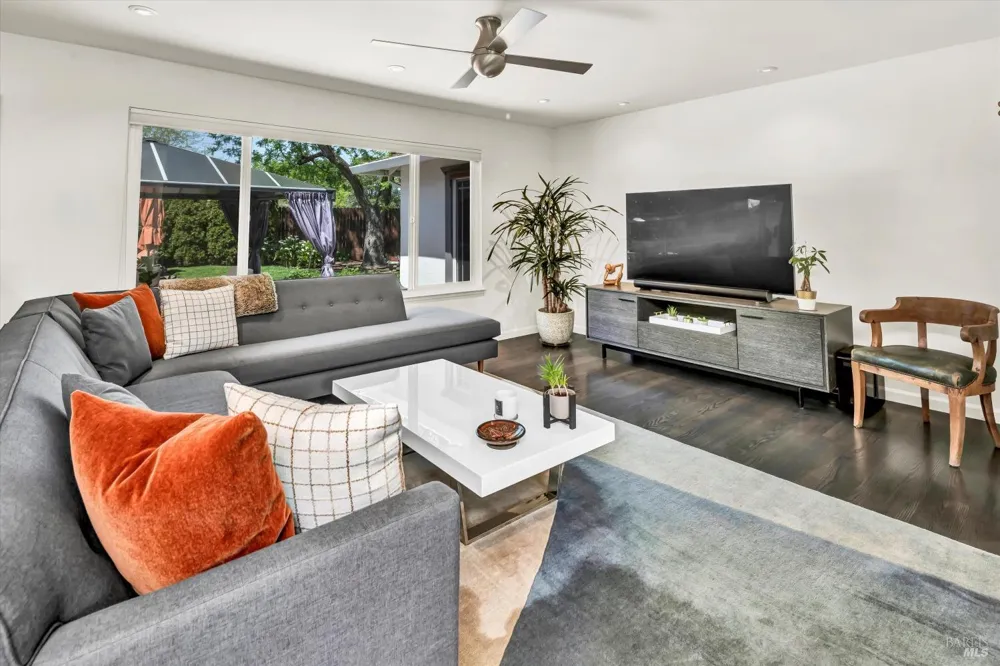1790 Mckinley Road Napa, CA 94558