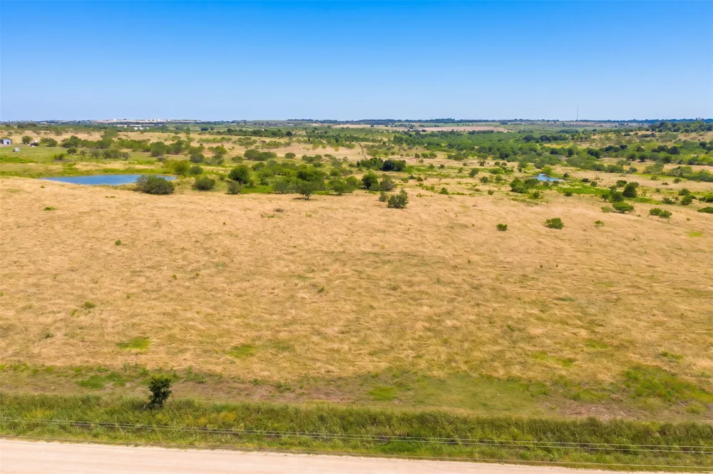 1854 County Road 104 Buckholts, TX 76518