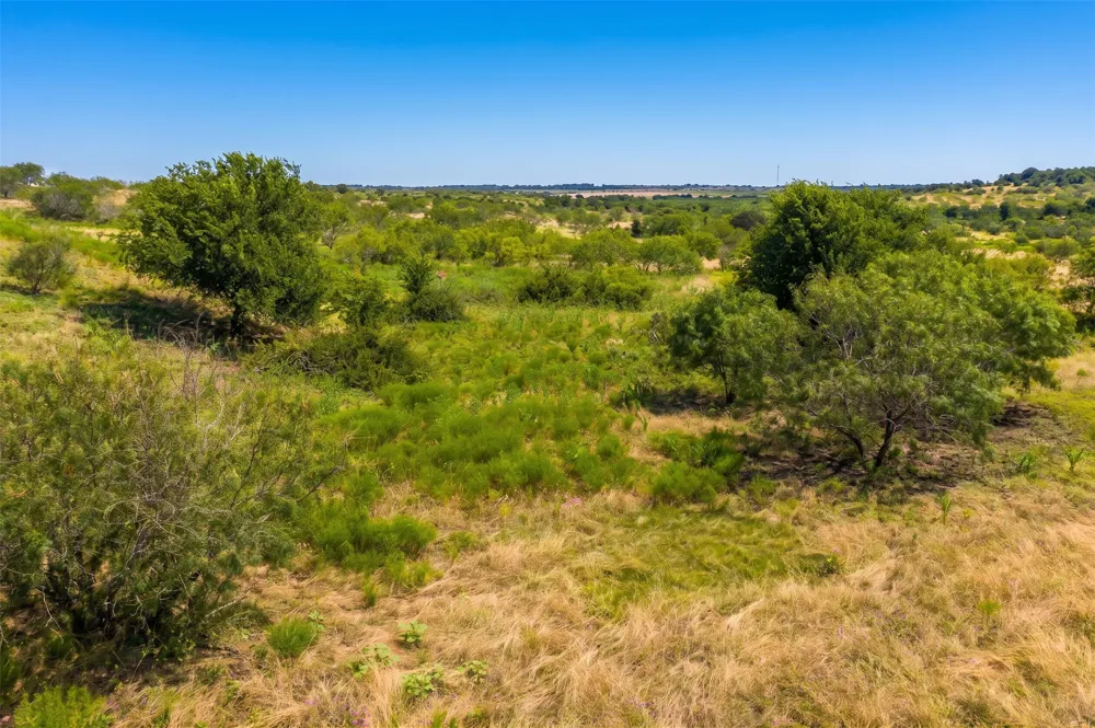 1854 County Road 104 Buckholts, TX 76518