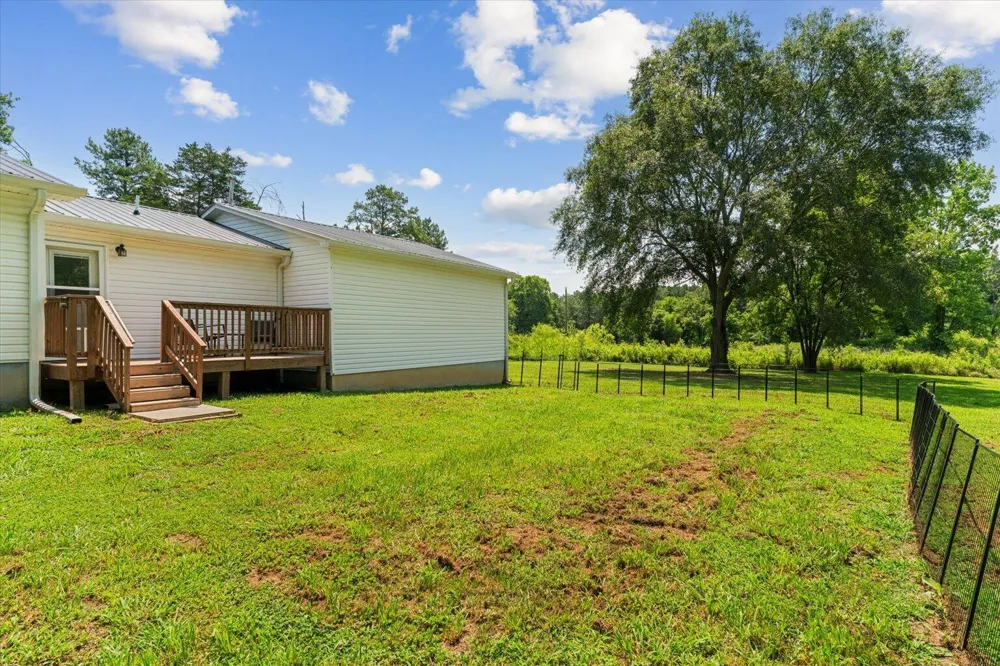 548 Corinth Road NE Resaca, GA 30735