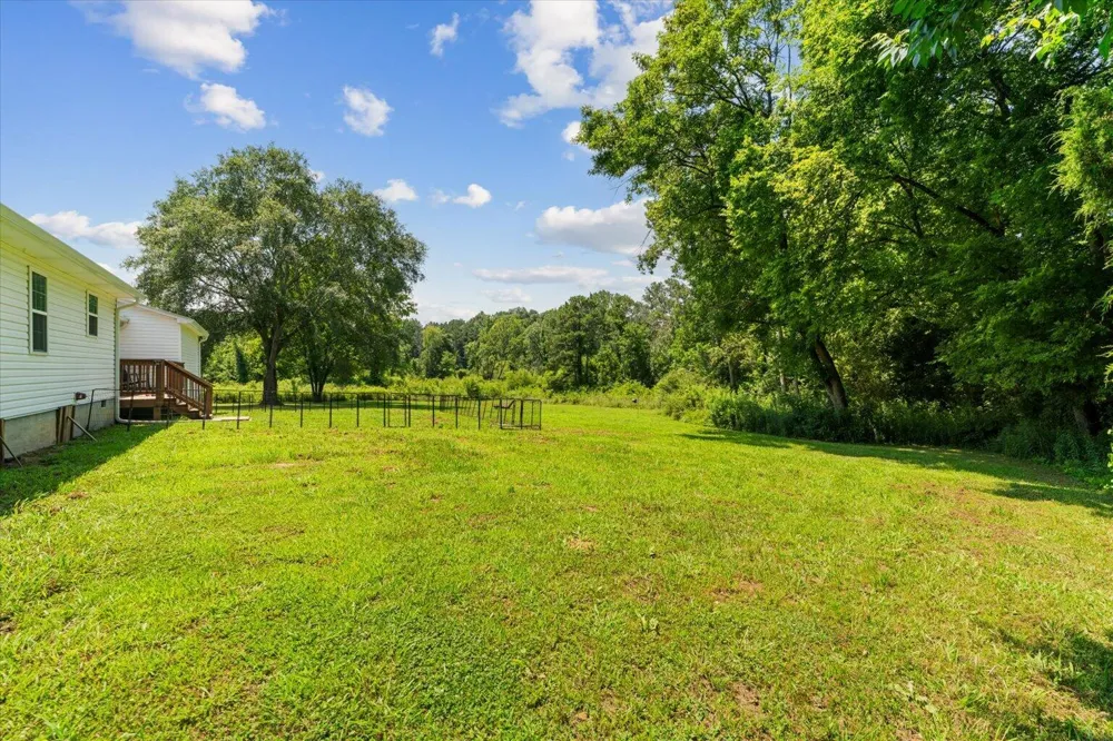 548 Corinth Road NE Resaca, GA 30735