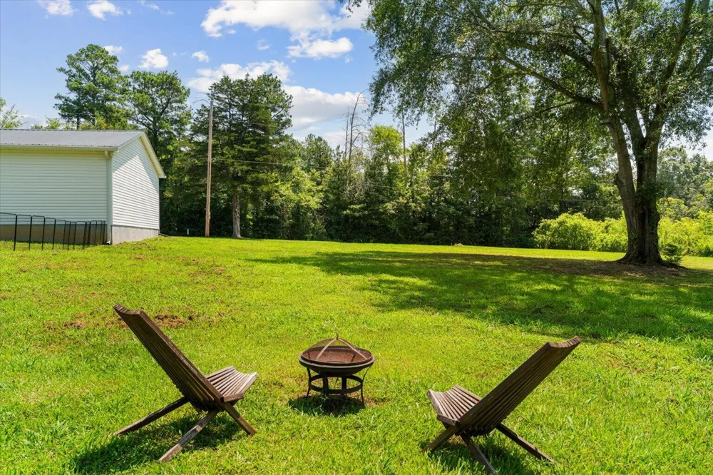 548 Corinth Road NE Resaca, GA 30735