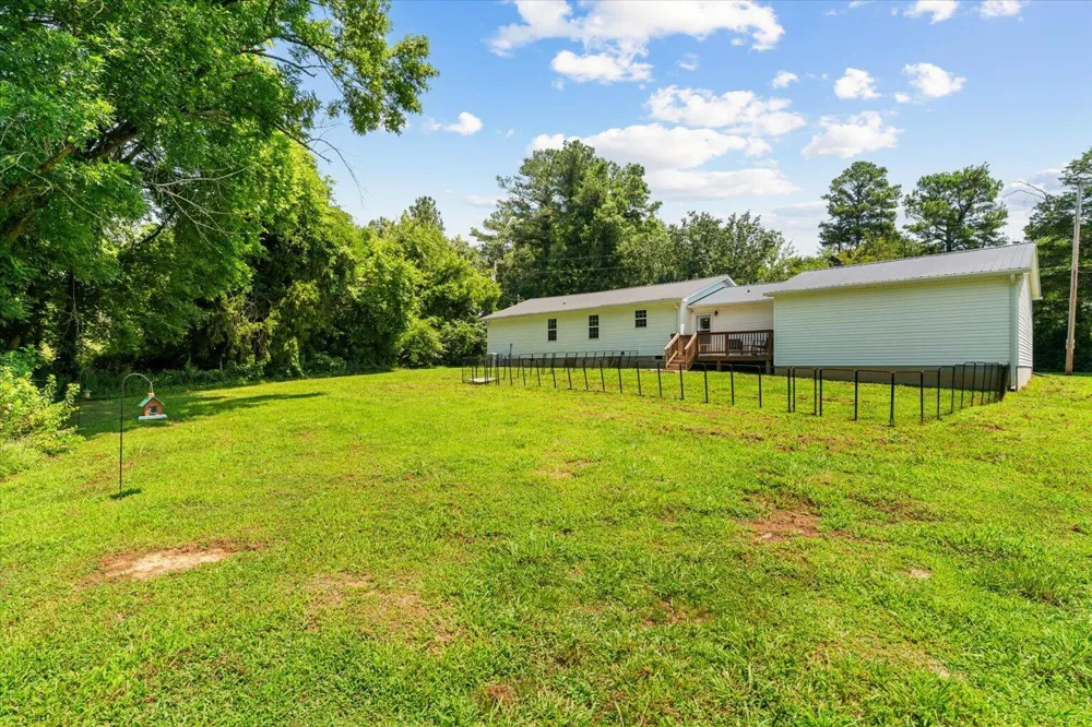 548 Corinth Road NE Resaca, GA 30735