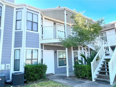 4441 Old College #2206