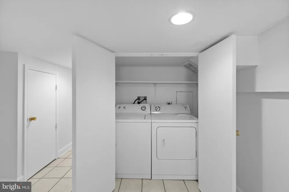 2319 JEFFERSON STREET Baltimore, MD 21205