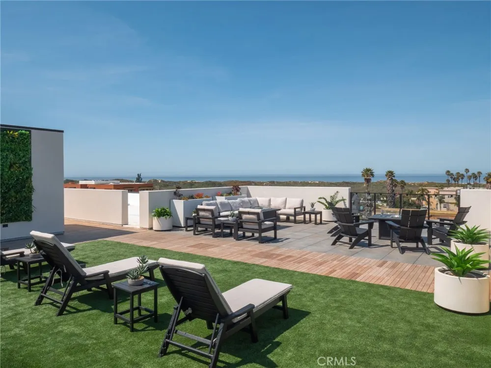 402 W Grand Avenue #407 Grover Beach, CA 93433
