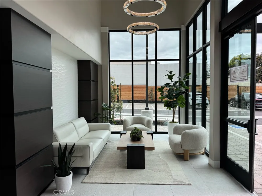 402 W Grand Avenue #407 Grover Beach, CA 93433