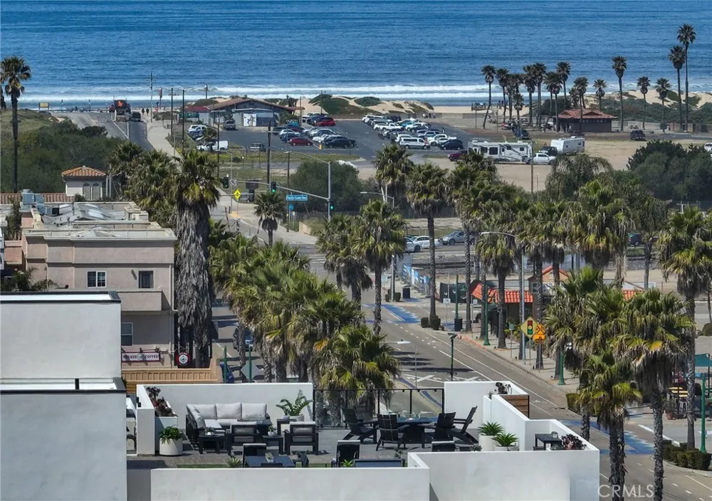 402 W Grand Avenue #407 Grover Beach, CA 93433