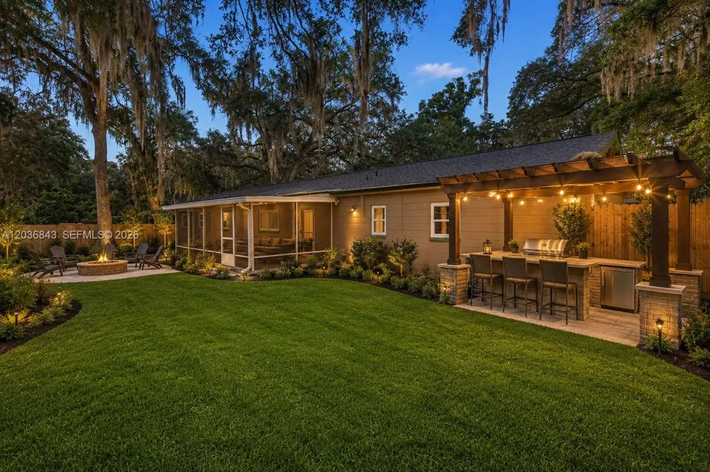 1944 SW 48th Avenue Gainesville, FL 32608