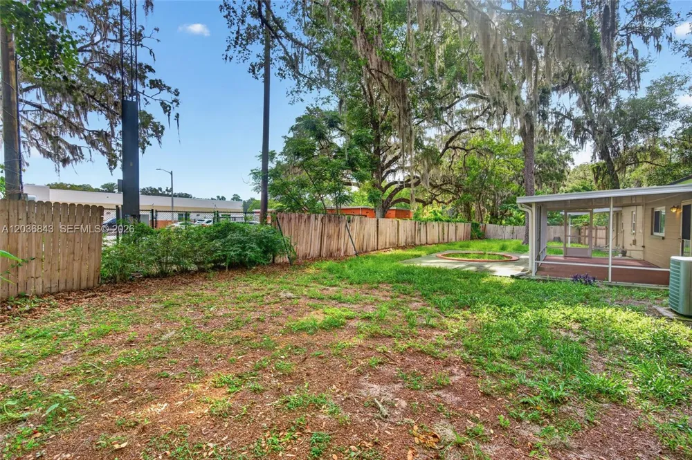 1944 SW 48th Avenue Gainesville, FL 32608