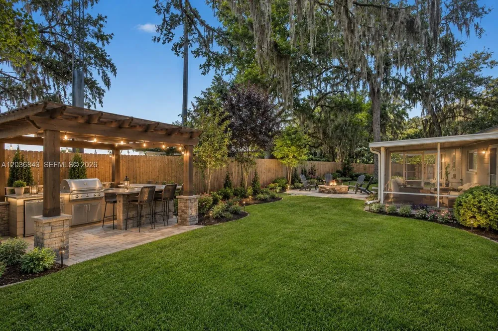 1944 SW 48th Avenue Gainesville, FL 32608