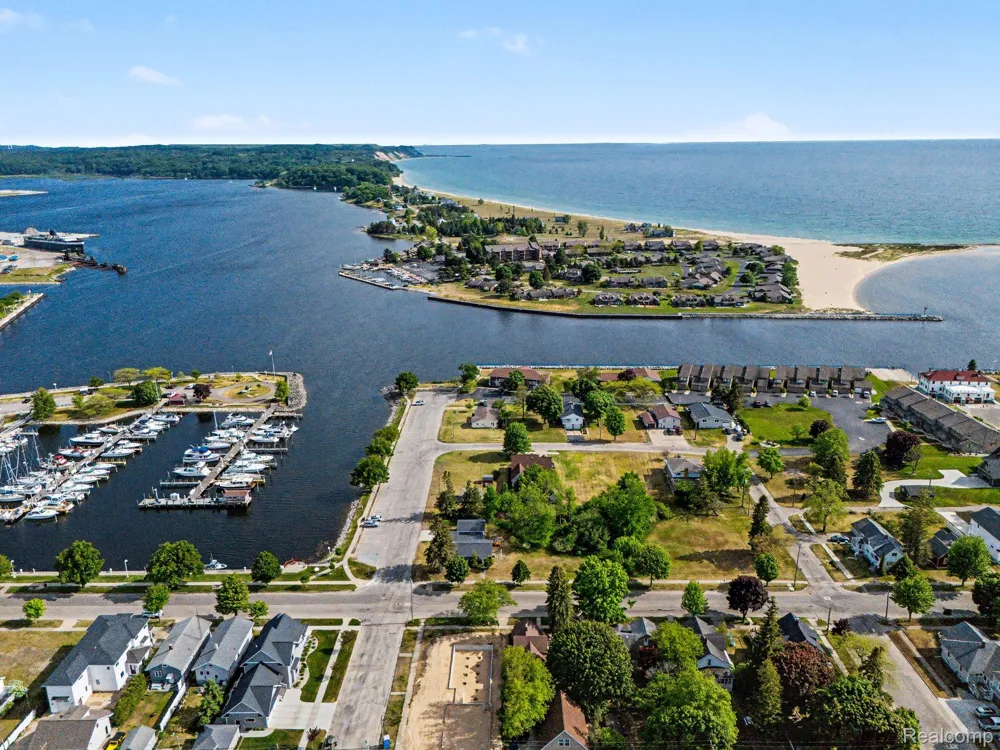 701 W Loomis Street Ludington City, MI 49431