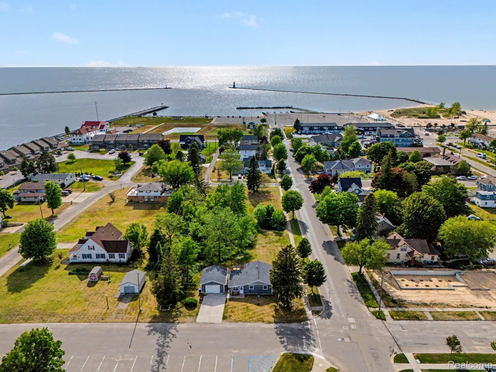 701 W Loomis Street Ludington City, MI 49431