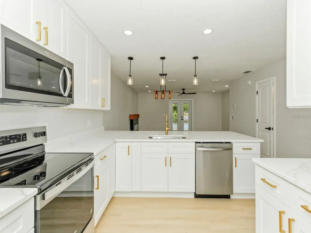 3058 GRACELAND COURT Orlando, FL 32812