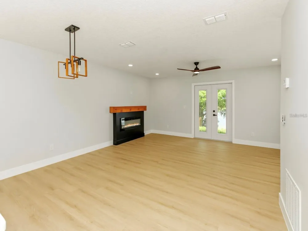 3058 GRACELAND COURT Orlando, FL 32812