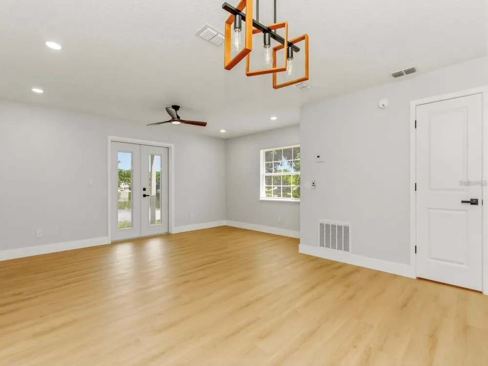 3058 GRACELAND COURT Orlando, FL 32812