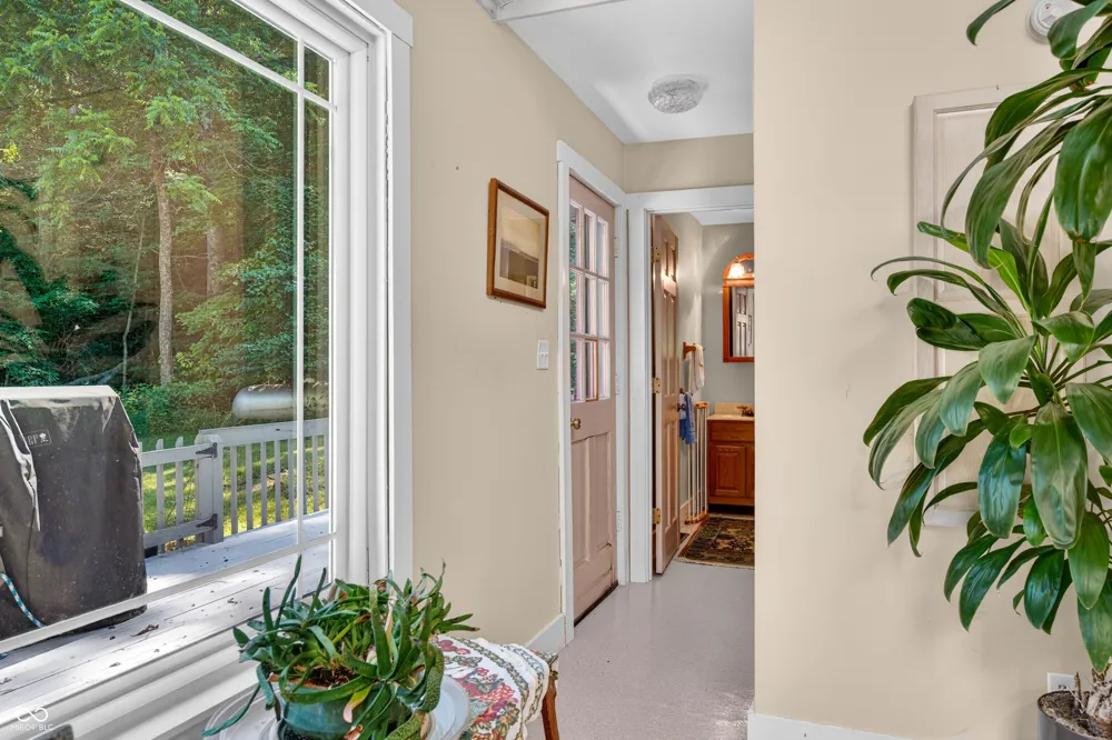 1021 Combs Road Nashville, IN 47448