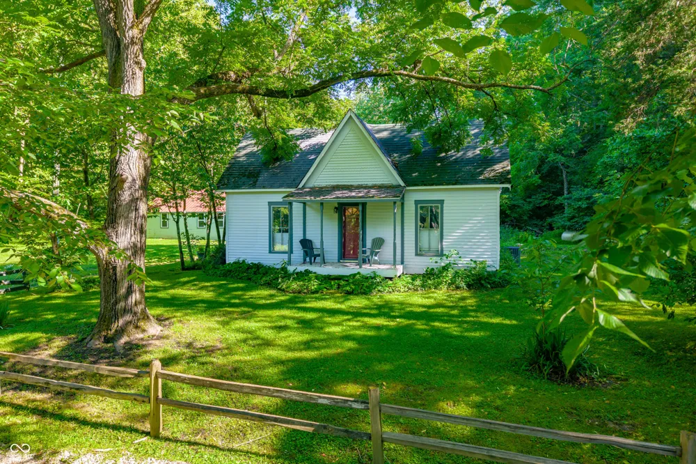 1021 Combs Road Nashville, IN 47448