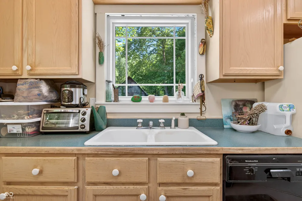 1021 Combs Road Nashville, IN 47448