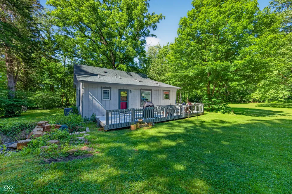 1021 Combs Road Nashville, IN 47448