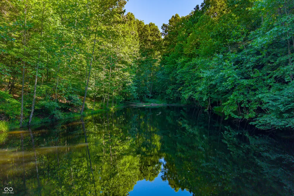 1021 Combs Road Nashville, IN 47448