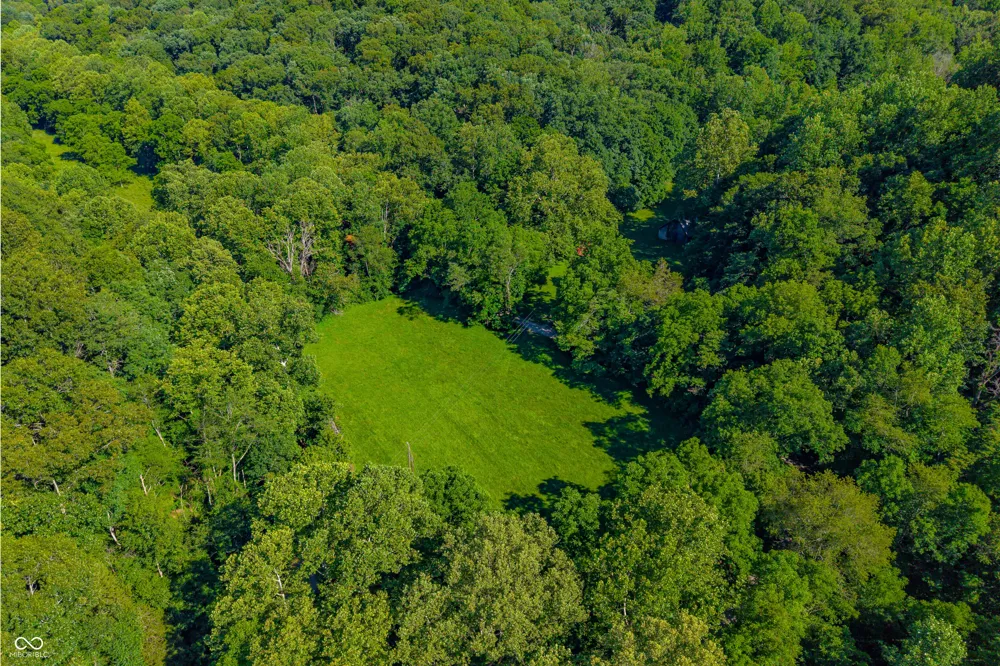 1021 Combs Road Nashville, IN 47448