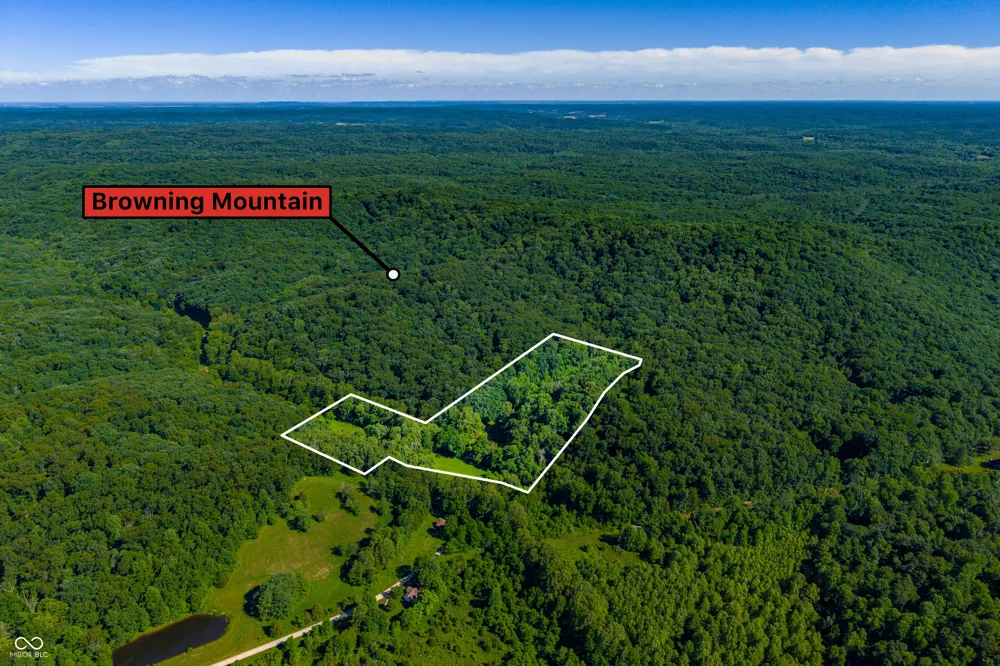 1021 Combs Road Nashville, IN 47448
