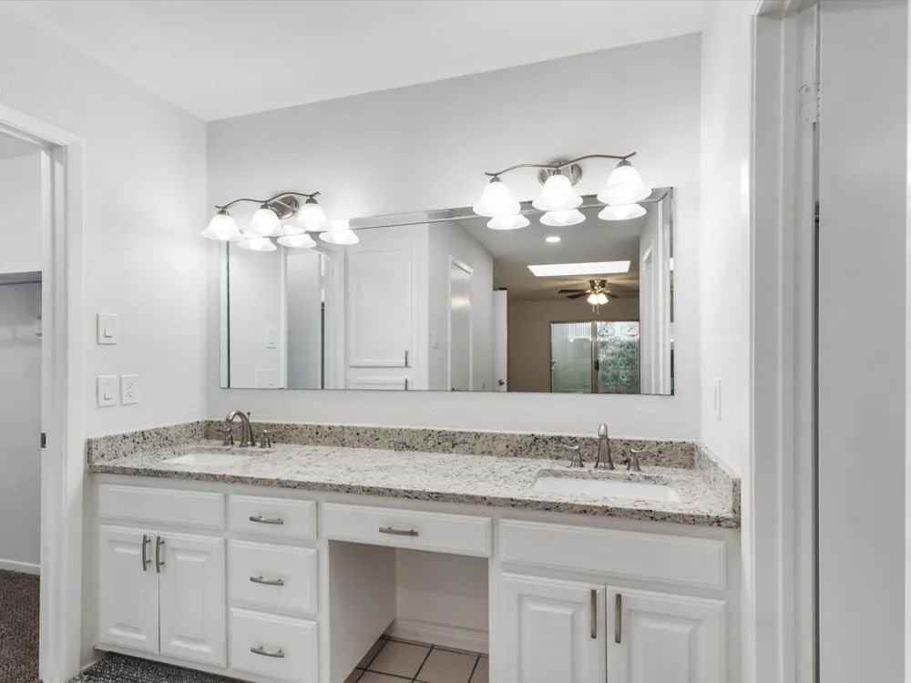5522 Willow Circle Fort Worth, TX 76112